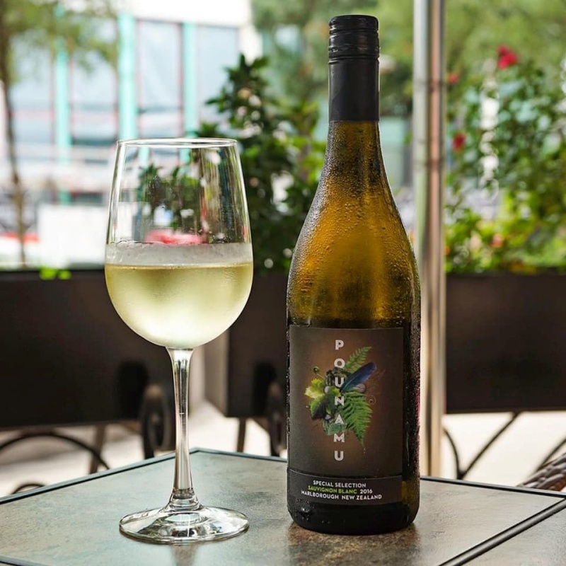 Rượu vang trắng Pounamu Sauvignon Blanc New Zealand