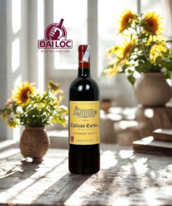 Château Carteaux Côtes Daugay Saint-Émilion Grand Cru 2020 chụp thẳng