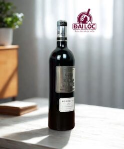 Château Laubes Grand Réserve 2023 chụp nghiêng
