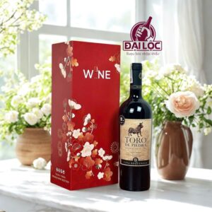 Vang đỏ Toro De Piedra