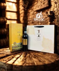Vang Ý UNO 1 Primitivo Riserva 14% 2019 cao cấp