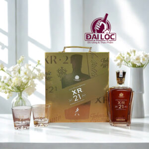Hộp Quà Johnnie Walker XR 21 Chính Hãng kem,f ly