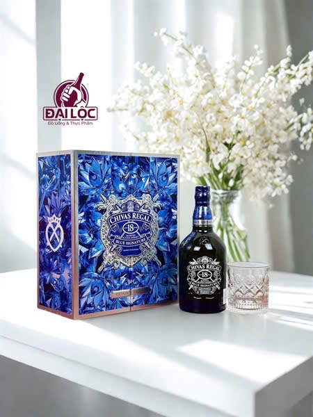 Hộp Quà Rượu Chivas 18 Blue 2026 Chính Hãng – Đẳng Cấp Quà Tặng Tết Bính Ngọ Hộp Quà Rượu Chivas 18 Blue 2026