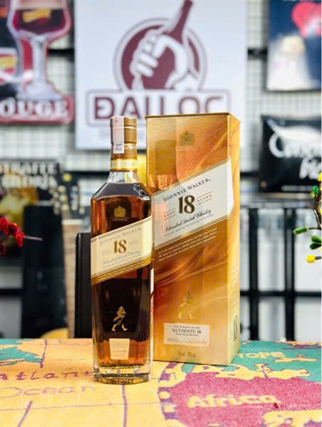 Rượu Johnnie Walker 18 Years Old