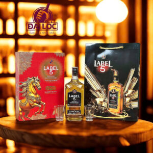 Hộp Quà Rượu Label 5 Classic Black 700ml: Món Quà Sang Trọng, Giá Trị Tại Shop Đại Lộc