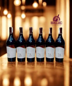 Rượu vang Talò Negroamaro 2023 13,5%: Vũ Điệu Quyến Rũ Của Vang Đỏ Miền Nam Ý